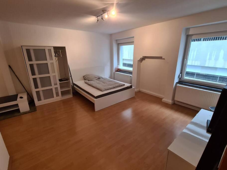City Central Apartment Кайзерслаутерн Экстерьер фото